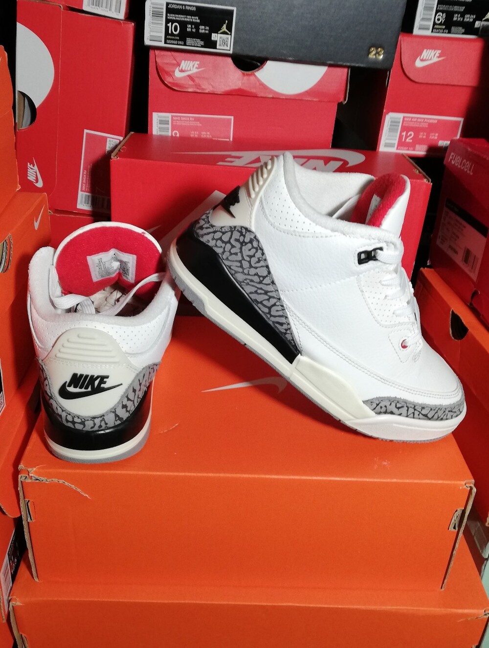 AIR JORDAN 3 RETRO US SIZE 3YOUTH GREAT CONDITION